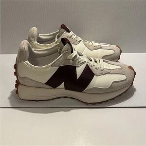 New Balance Men's White and Brown Sneakers